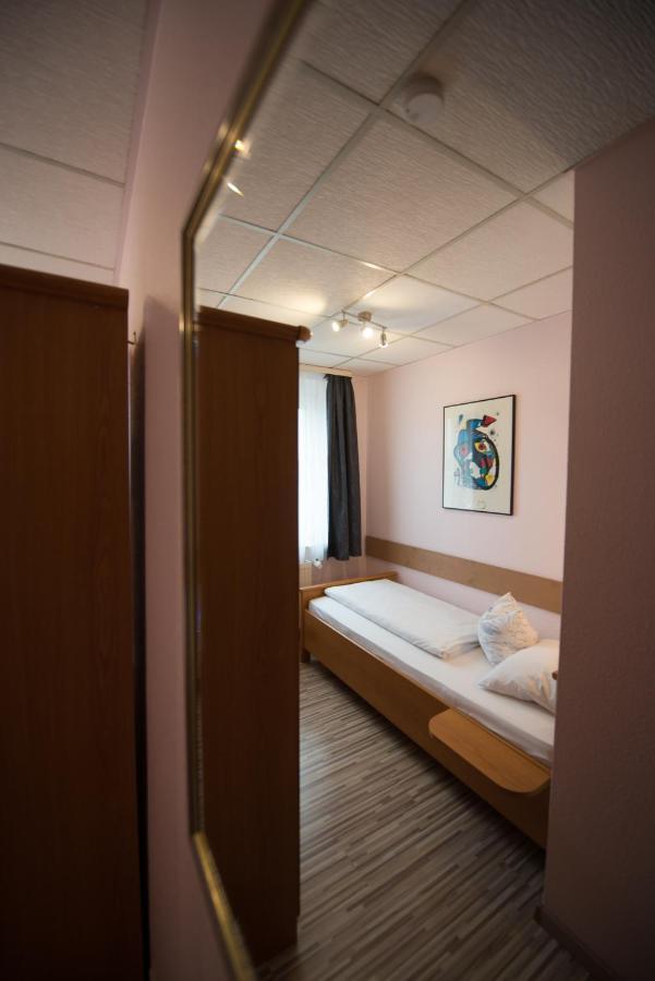 Single Room,393908508:JPEG
